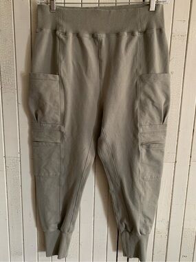 Ampersand Ave 
Green Taupe 
Stretchy Sweatpants Jogger Pants 
Size XL
